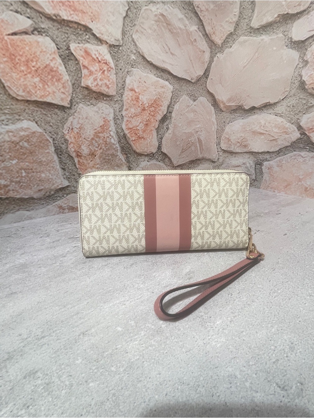 Michael Kors Rose Pink Center Stripe Legacy Hamilton Satchel & Matching Wallet - Picture 11 of 13